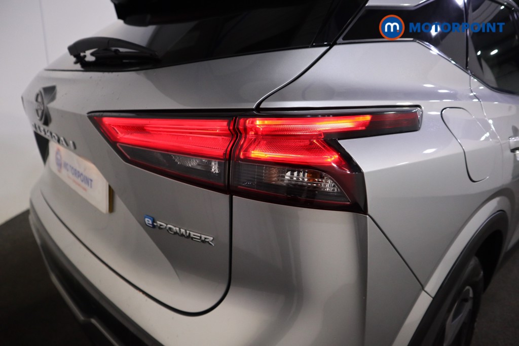 Nissan Qashqai N-Connecta Automatic Petrol-Electric Hybrid SUV - Stock Number (1601136) - 26th supplementary image