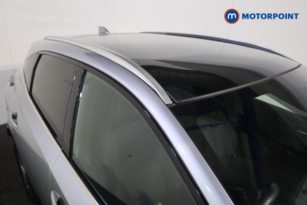 Nissan Qashqai N-Connecta Automatic Petrol-Electric Hybrid SUV - Stock Number (1601136) - 28th supplementary image