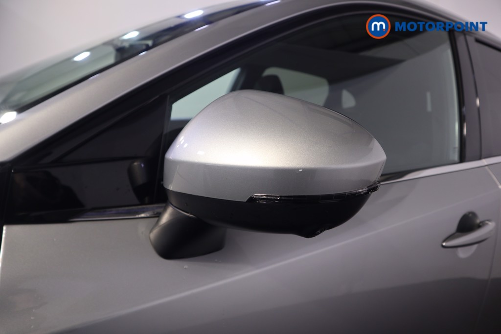 Nissan Qashqai N-Connecta Automatic Petrol-Electric Hybrid SUV - Stock Number (1601136) - 30th supplementary image