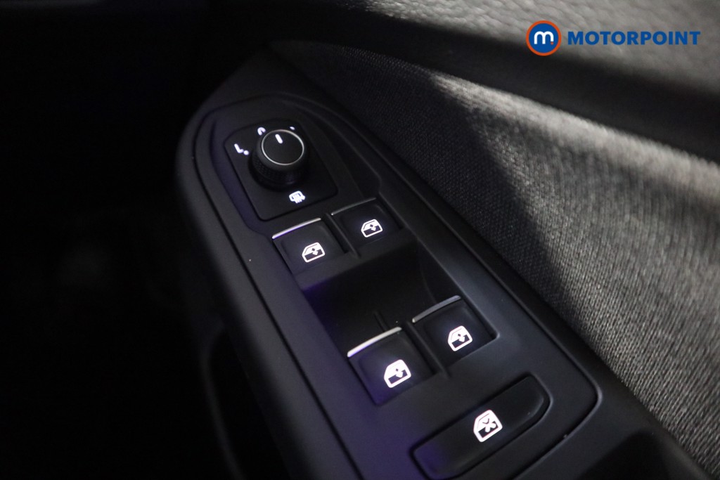 Volkswagen Golf Life Manual Petrol Hatchback - Stock Number (1601180) - 6th supplementary image