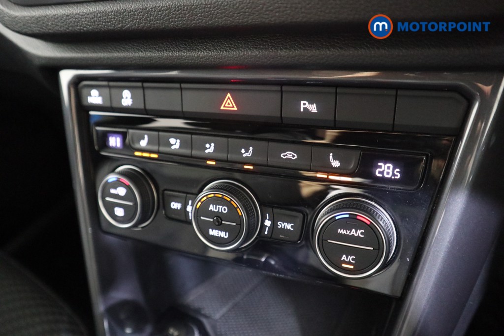 Volkswagen T-Roc R-Line Automatic Petrol SUV - Stock Number (1601567) - 8th supplementary image