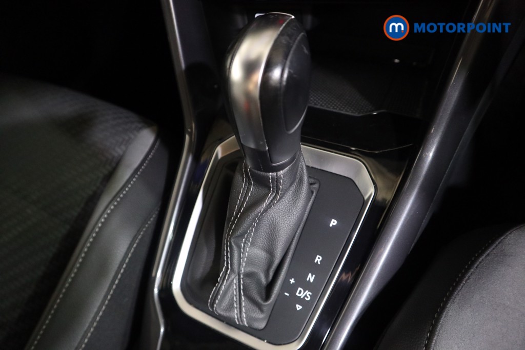 Volkswagen T-Roc R-Line Automatic Petrol SUV - Stock Number (1601567) - 10th supplementary image