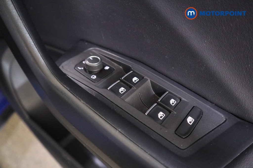 Volkswagen T-Roc R-Line Automatic Petrol SUV - Stock Number (1601567) - 14th supplementary image