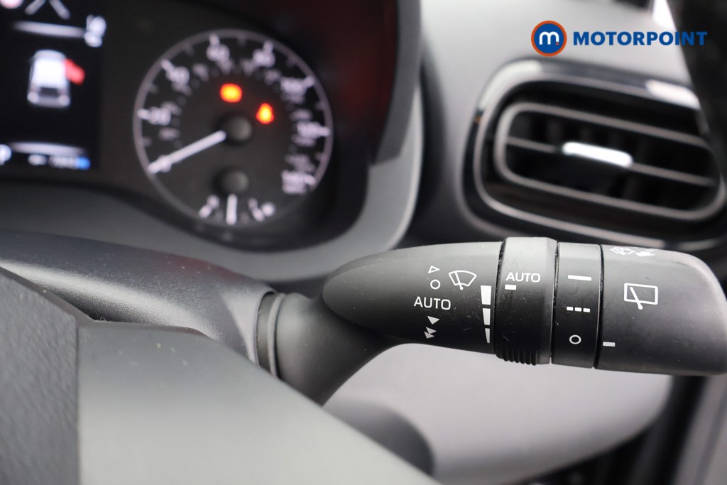 Toyota Yaris Icon Automatic Petrol-Electric Hybrid Hatchback - Stock Number (1601675) - 6th supplementary image