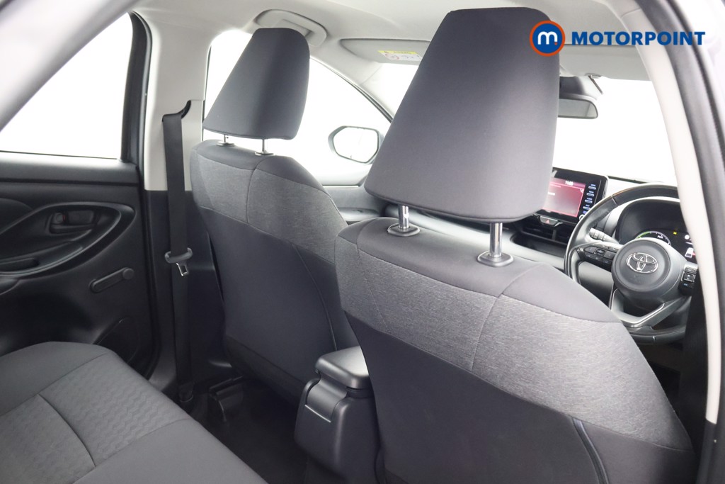 Toyota Yaris Icon Automatic Petrol-Electric Hybrid Hatchback - Stock Number (1601675) - 16th supplementary image