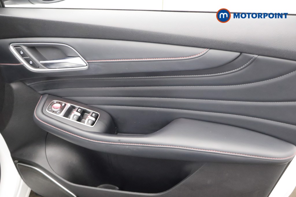 Mg Motor Uk HS Exclusive Manual Petrol SUV - Stock Number (1601750) - 15th supplementary image