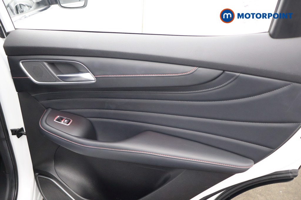 Mg Motor Uk HS Exclusive Manual Petrol SUV - Stock Number (1601750) - 22nd supplementary image