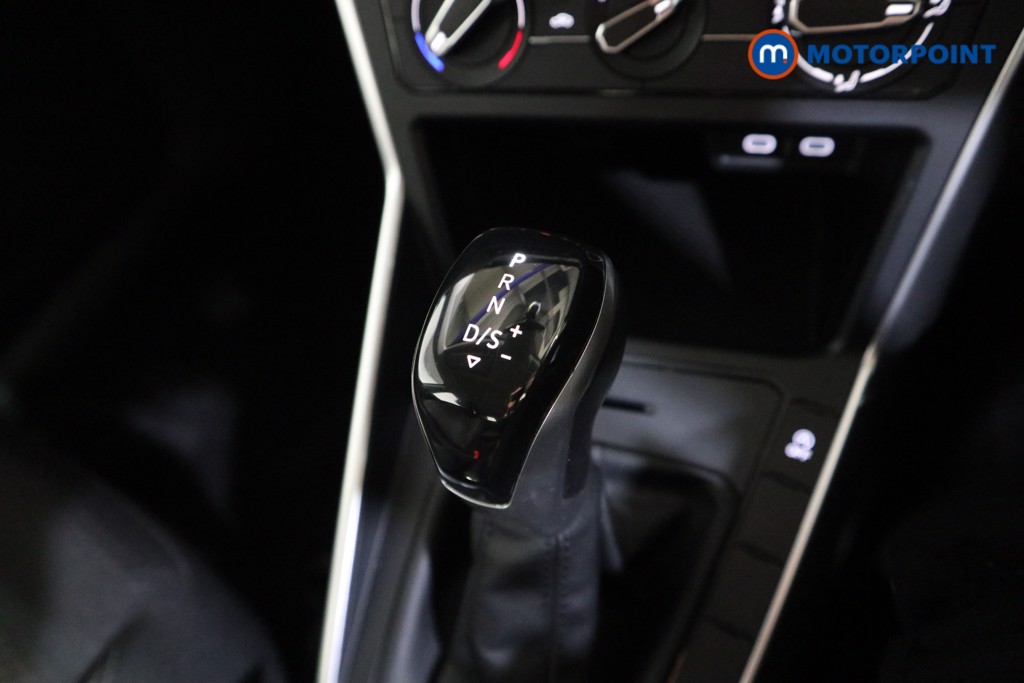 Volkswagen Polo Life Automatic Petrol Hatchback - Stock Number (1602293) - 11th supplementary image