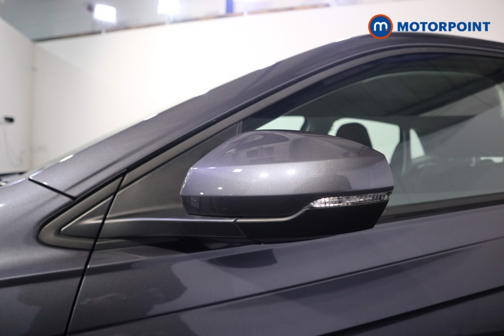 Volkswagen Polo Life Automatic Petrol Hatchback - Stock Number (1602293) - 24th supplementary image