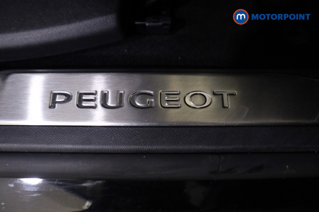 Peugeot 3008 Allure Premium-Plus Automatic Diesel SUV - Stock Number (1602487) - 12th supplementary image