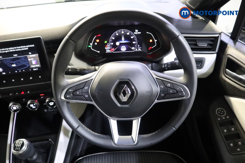 Renault Clio Techno Manual Petrol Hatchback - Stock Number (1602513) - 2nd supplementary image