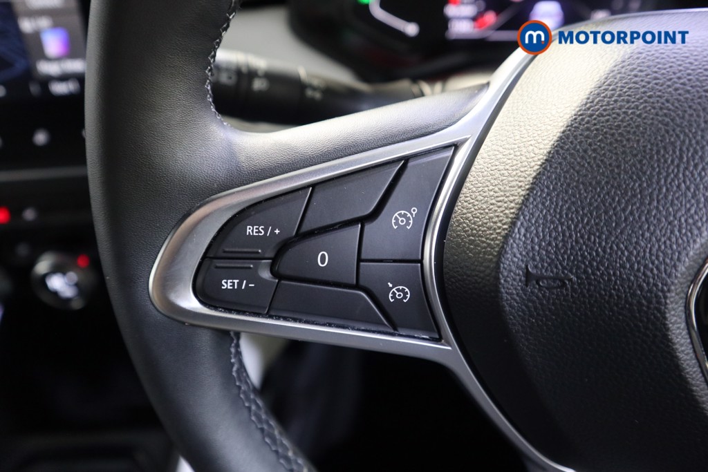 Renault Clio Techno Manual Petrol Hatchback - Stock Number (1602513) - 3rd supplementary image