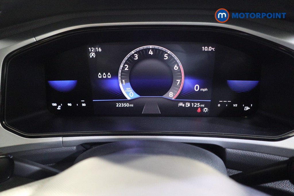 Volkswagen T-Roc Life Manual Petrol SUV - Stock Number (1602895) - 5th supplementary image
