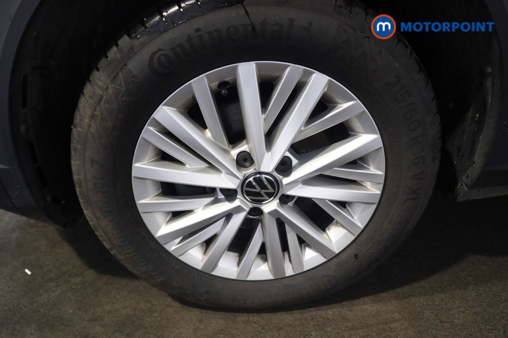 Volkswagen T-Roc Life Manual Petrol SUV - Stock Number (1602895) - 21st supplementary image