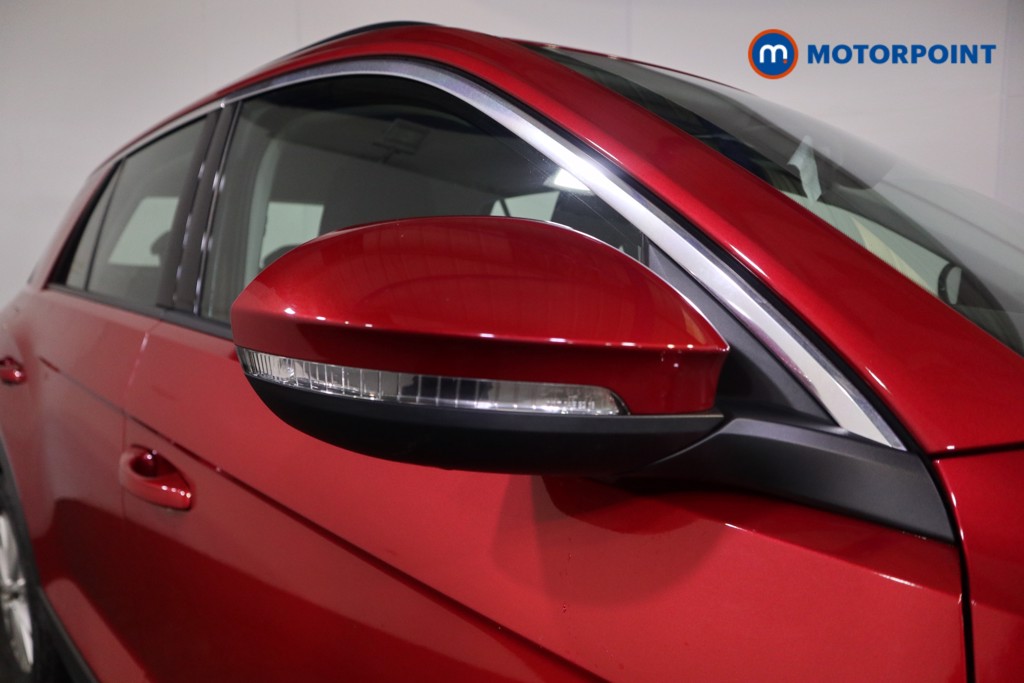 Volkswagen T-Roc Life Manual Petrol SUV - Stock Number (1602895) - 28th supplementary image