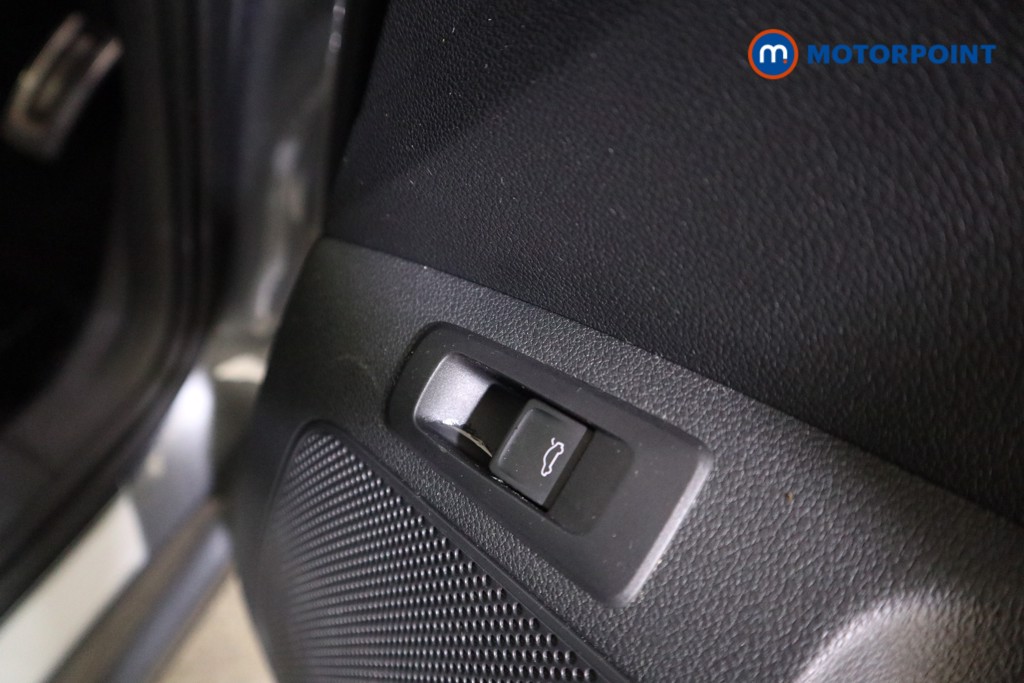 Skoda Karoq Sportline Automatic Petrol SUV - Stock Number (1603074) - 11th supplementary image