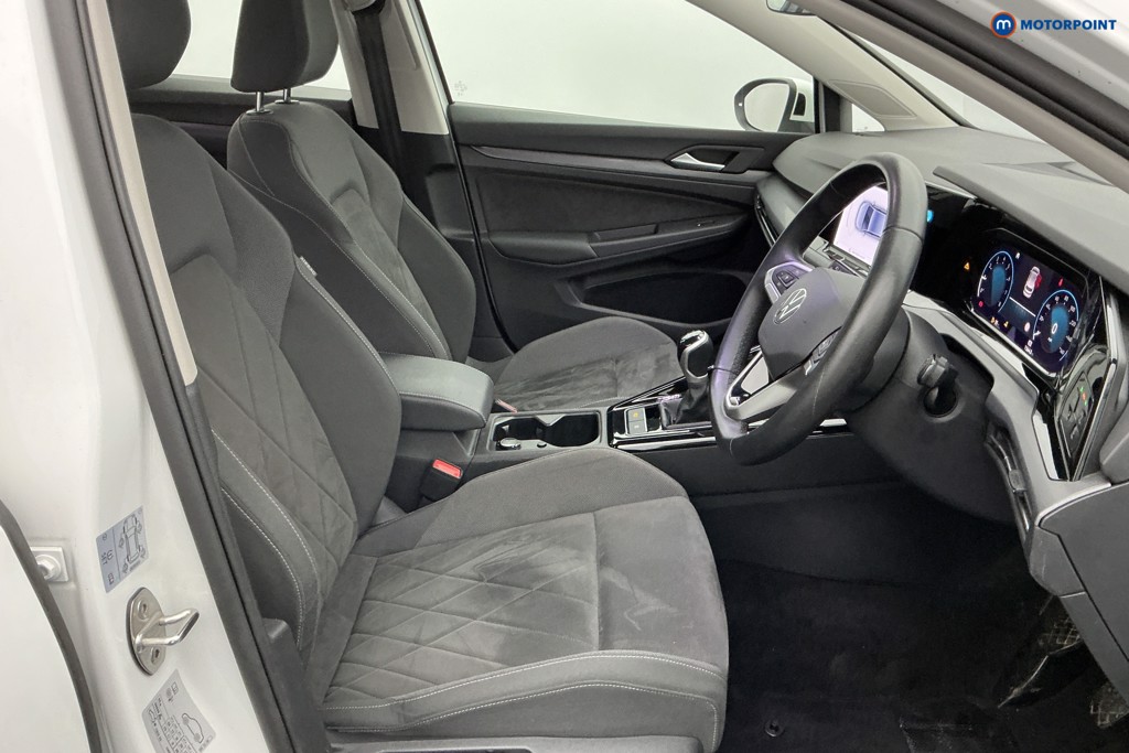 Volkswagen Golf Style Manual Petrol Hatchback - Stock Number (1603285) - 6th supplementary image