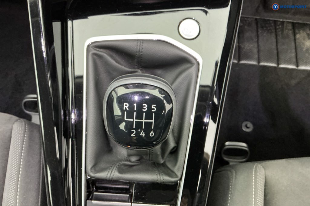 Volkswagen Golf Style Manual Petrol Hatchback - Stock Number (1603285) - 20th supplementary image