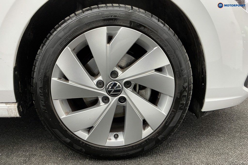 Volkswagen Golf Style Manual Petrol Hatchback - Stock Number (1603285) - 41st supplementary image