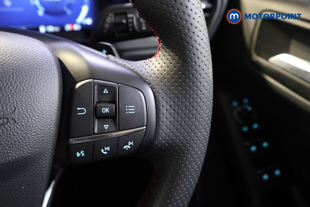 Ford Focus St-Line Vignale Automatic Petrol Hatchback - Stock Number (1603601) - 4th supplementary image