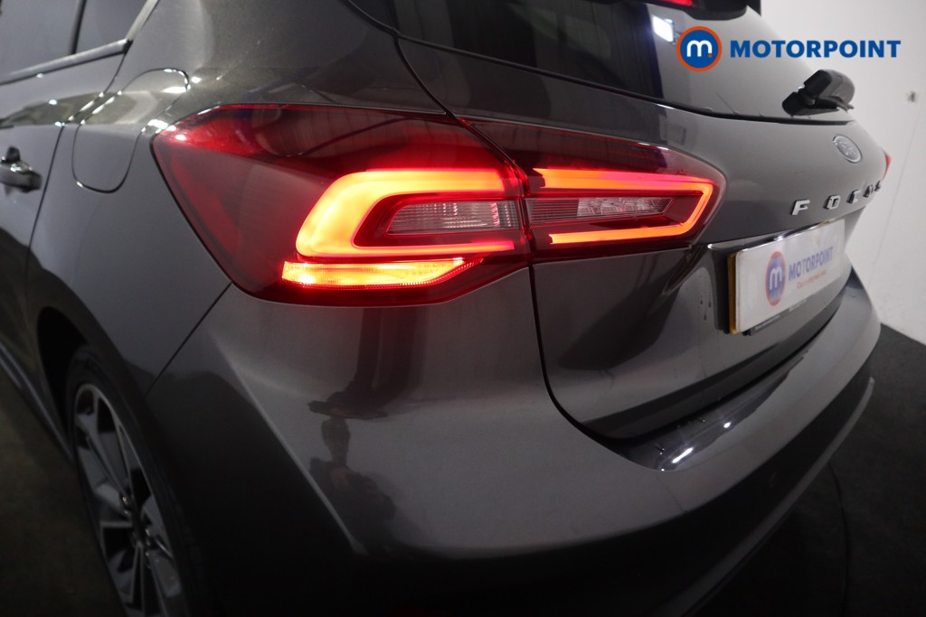 Ford Focus St-Line Vignale Automatic Petrol Hatchback - Stock Number (1603601) - 24th supplementary image
