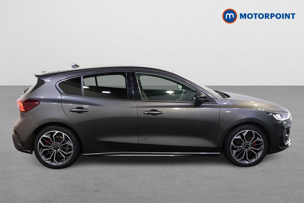 Ford Focus St-Line Vignale Automatic Petrol Hatchback - Stock Number (1603601) - Drivers side