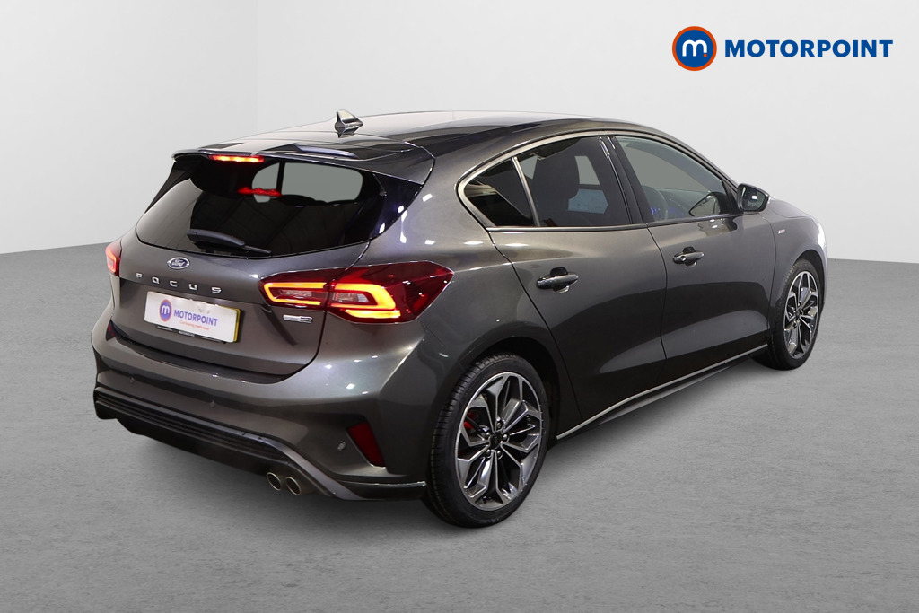 Ford Focus St-Line Vignale Automatic Petrol Hatchback - Stock Number (1603601) - Drivers side rear corner