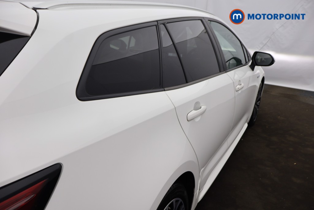 Toyota Corolla Design Automatic Petrol-Electric Hybrid Estate - Stock Number (1603669) - 23rd supplementary image
