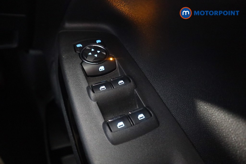 Ford Ecosport Titanium Manual Petrol SUV - Stock Number (1603764) - 7th supplementary image