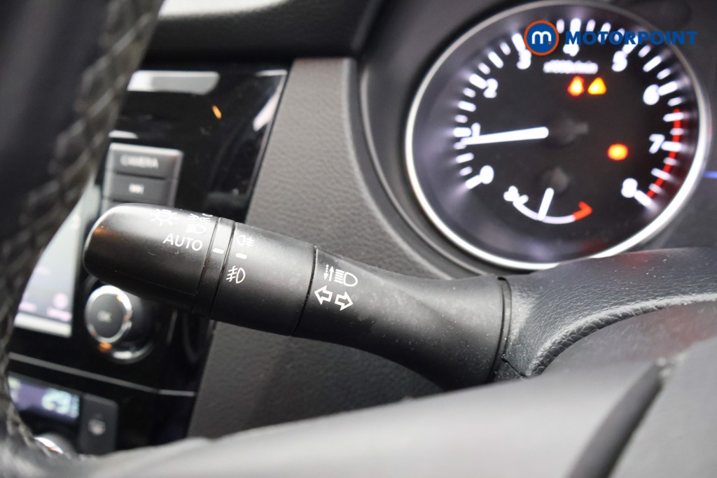 Nissan Qashqai Acenta Premium Manual Petrol SUV - Stock Number (1603947) - 5th supplementary image