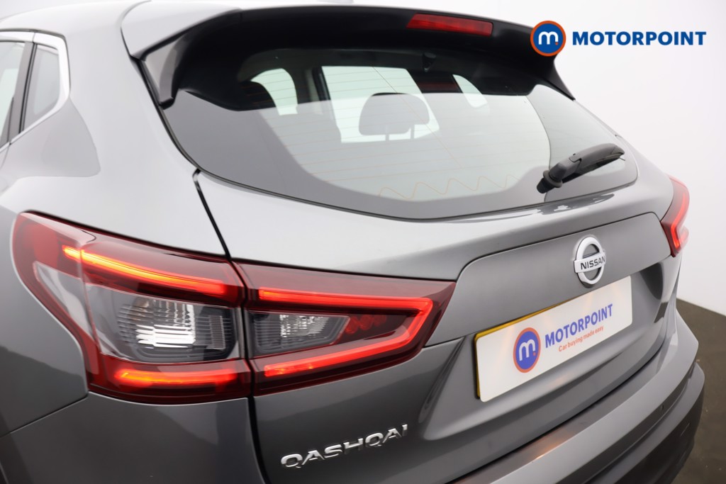 Nissan Qashqai Acenta Premium Manual Petrol SUV - Stock Number (1603947) - 21st supplementary image