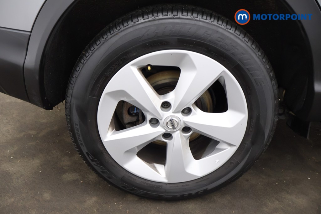 Nissan Qashqai Acenta Premium Manual Petrol SUV - Stock Number (1603947) - 24th supplementary image