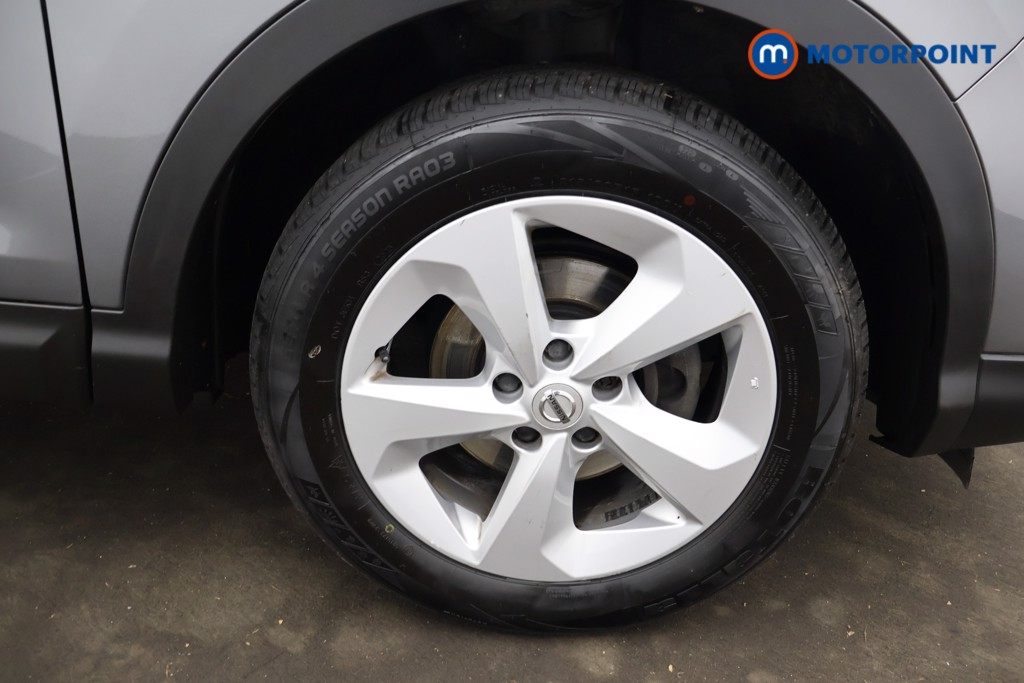 Nissan Qashqai Acenta Premium Manual Petrol SUV - Stock Number (1603947) - 25th supplementary image