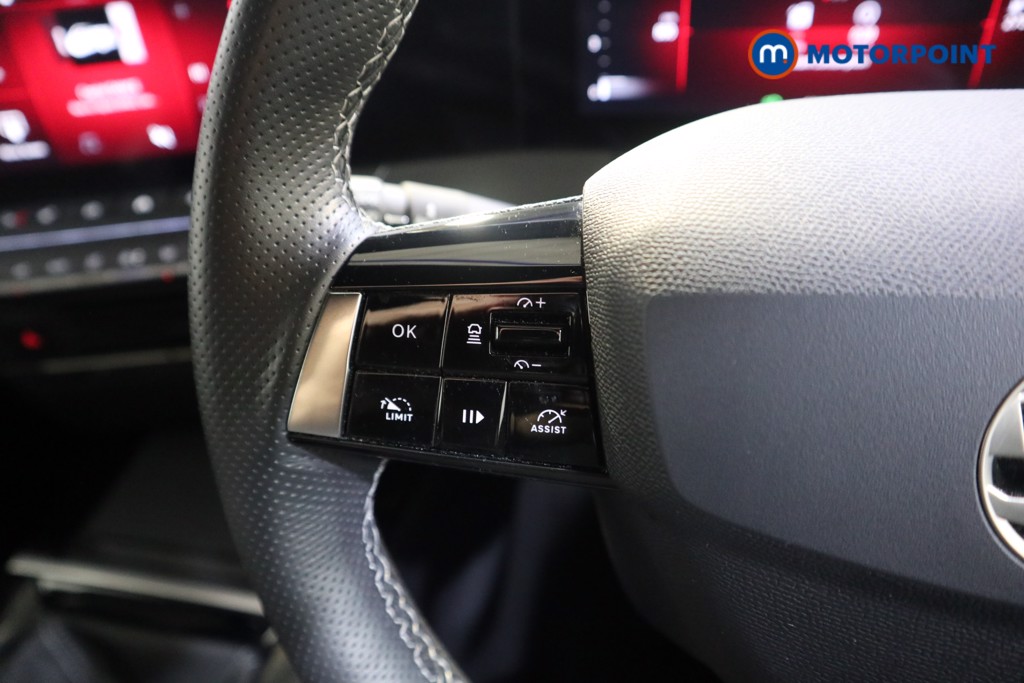 Vauxhall Astra Ultimate Manual Petrol Hatchback - Stock Number (1604101) - 3rd supplementary image