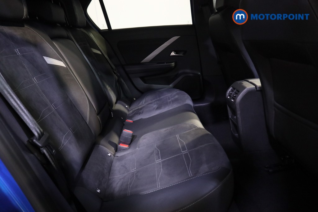 Vauxhall Astra Ultimate Manual Petrol Hatchback - Stock Number (1604101) - 13th supplementary image