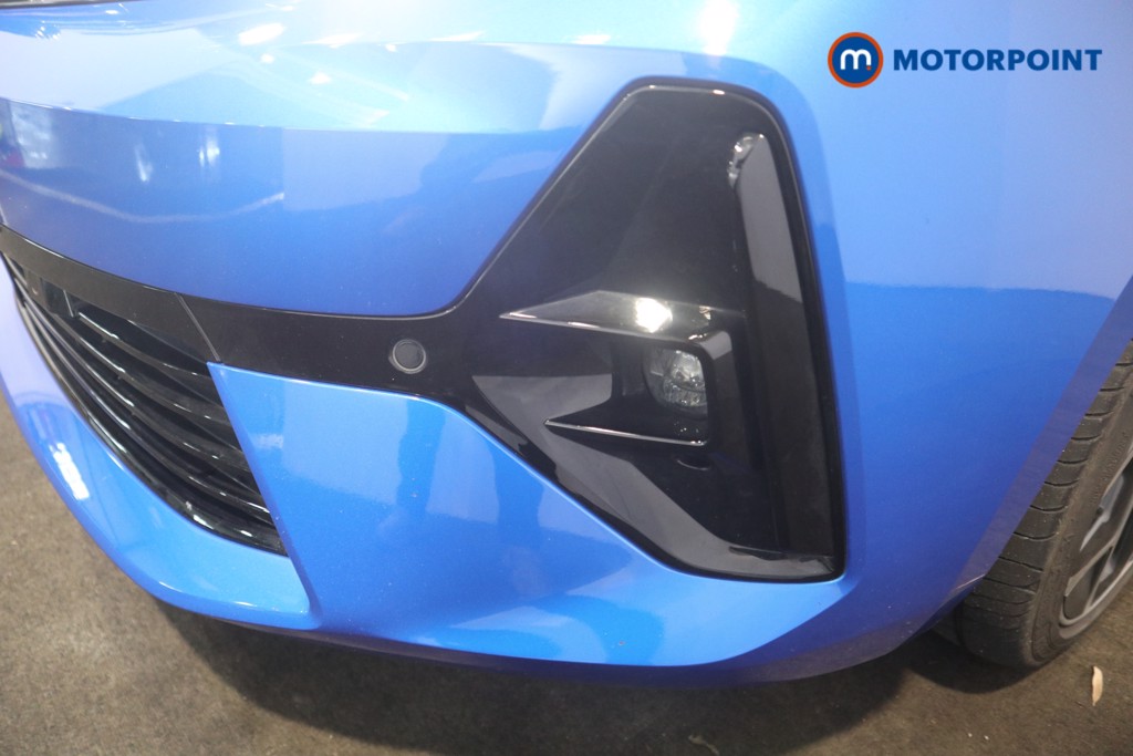 Vauxhall Astra Ultimate Manual Petrol Hatchback - Stock Number (1604101) - 30th supplementary image