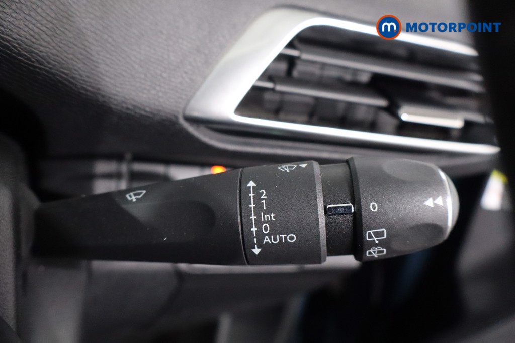 Peugeot 3008 Allure Premium Manual Diesel SUV - Stock Number (1604235) - 15th supplementary image