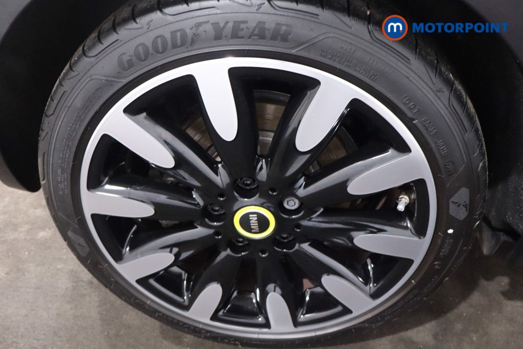 Mini Hatchback Cooper S Level 3 Automatic Electric Hatchback - Stock Number (1604536) - 9th supplementary image