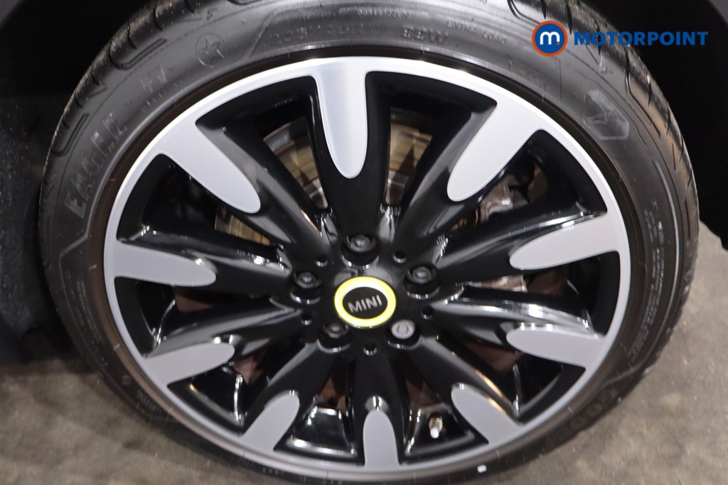 Mini Hatchback Cooper S Level 3 Automatic Electric Hatchback - Stock Number (1604536) - 12th supplementary image