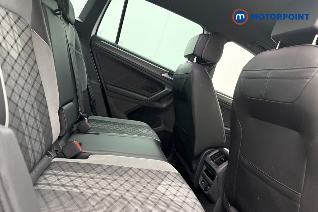 Volkswagen Tiguan R-Line Automatic Diesel SUV - Stock Number (1604791) - 9th supplementary image