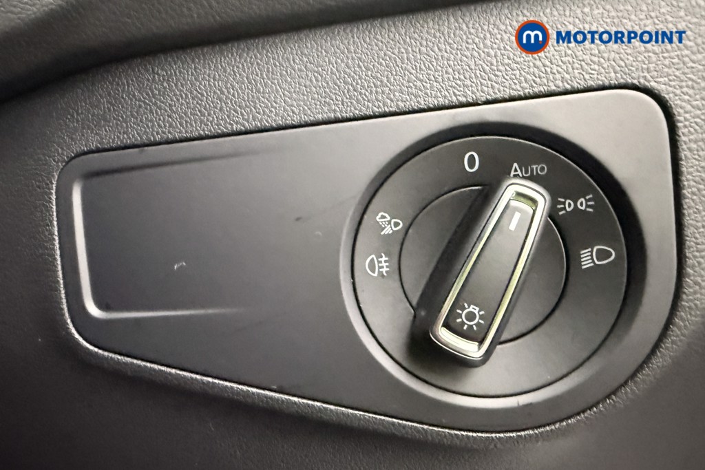 Volkswagen Tiguan R-Line Automatic Diesel SUV - Stock Number (1604791) - 17th supplementary image