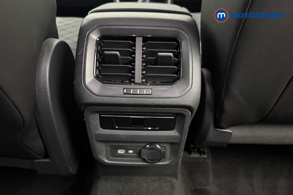 Volkswagen Tiguan R-Line Automatic Diesel SUV - Stock Number (1604791) - 21st supplementary image