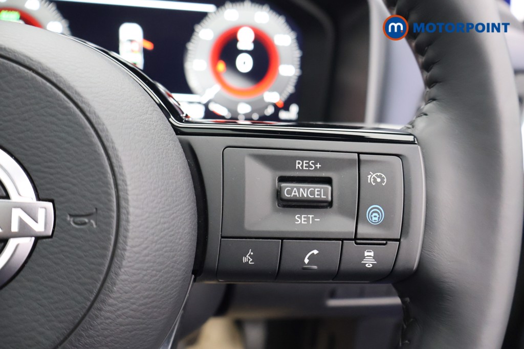 Nissan Qashqai Tekna Automatic Petrol-Electric Hybrid SUV - Stock Number (1604885) - 3rd supplementary image