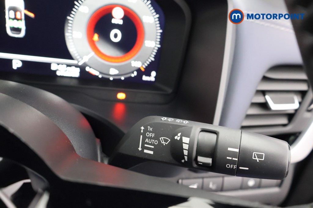 Nissan Qashqai Tekna Automatic Petrol-Electric Hybrid SUV - Stock Number (1604885) - 6th supplementary image