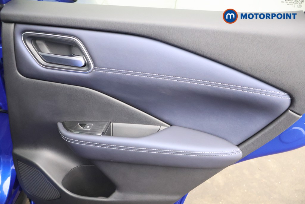 Nissan Qashqai Tekna Automatic Petrol-Electric Hybrid SUV - Stock Number (1604885) - 20th supplementary image