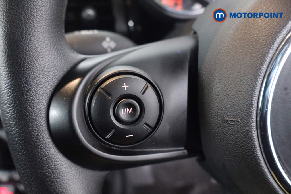 Mini Hatchback Cooper Classic Manual Petrol Hatchback - Stock Number (1605043) - 7th supplementary image