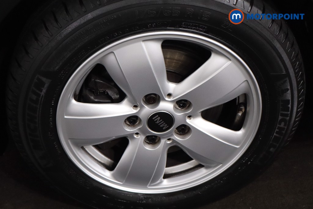 Mini Hatchback Cooper Classic Manual Petrol Hatchback - Stock Number (1605043) - 11th supplementary image