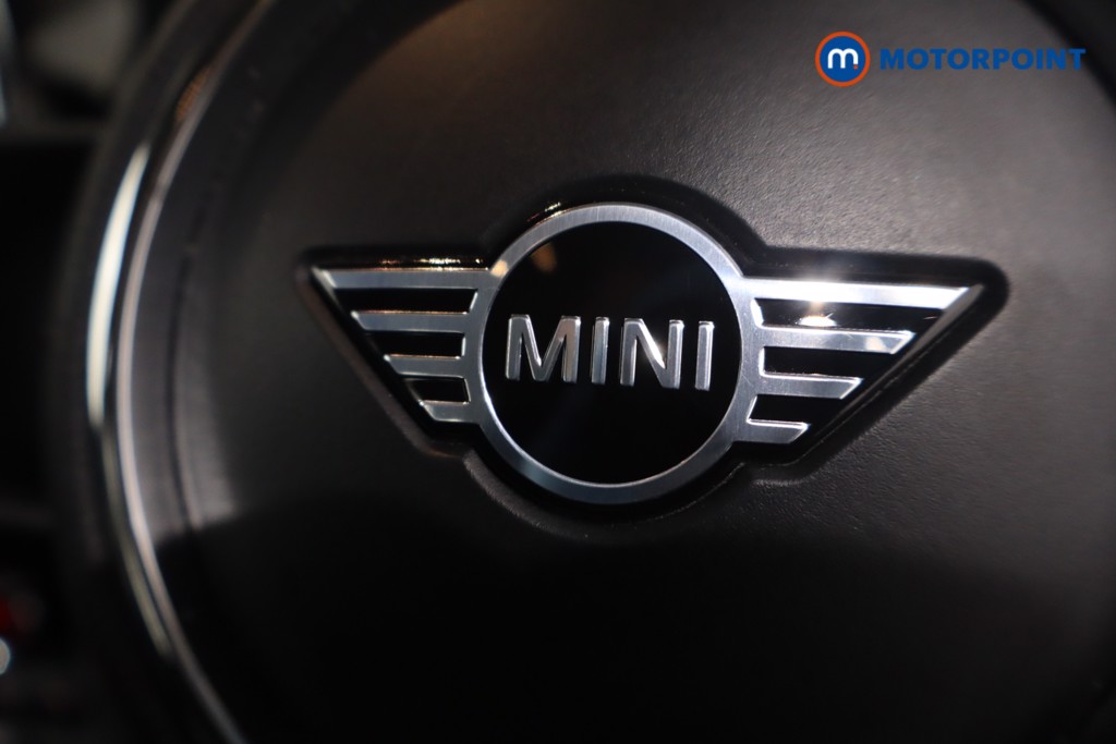 Mini Hatchback Cooper Classic Manual Petrol Hatchback - Stock Number (1605043) - 14th supplementary image