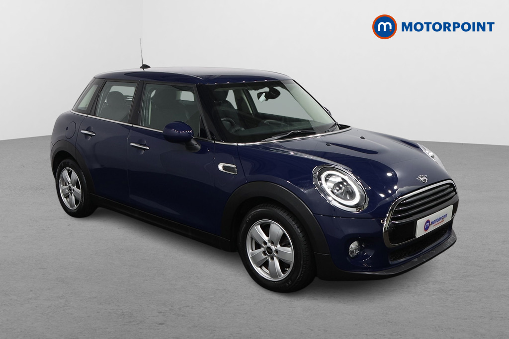 Mini Hatchback Cooper Classic Manual Petrol Hatchback - Stock Number (1605043) - Drivers side front corner