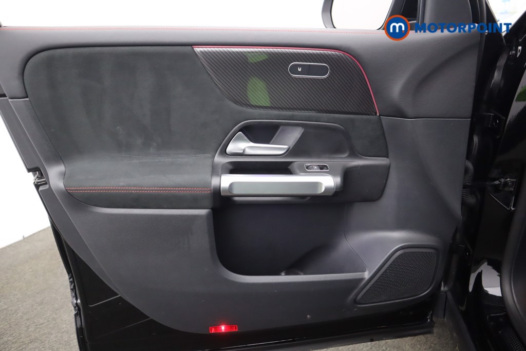 Mercedes-Benz GLB Amg Line Automatic Diesel SUV - Stock Number (1605110) - 40th supplementary image